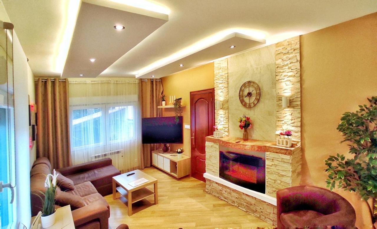شقة Casa En Cortinan Bergondo المظهر الخارجي الصورة