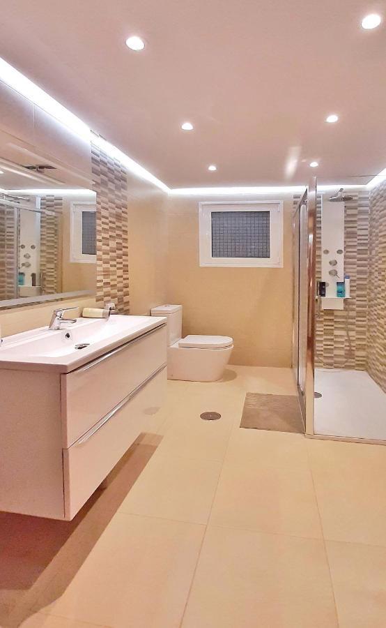 شقة Casa En Cortinan Bergondo المظهر الخارجي الصورة
